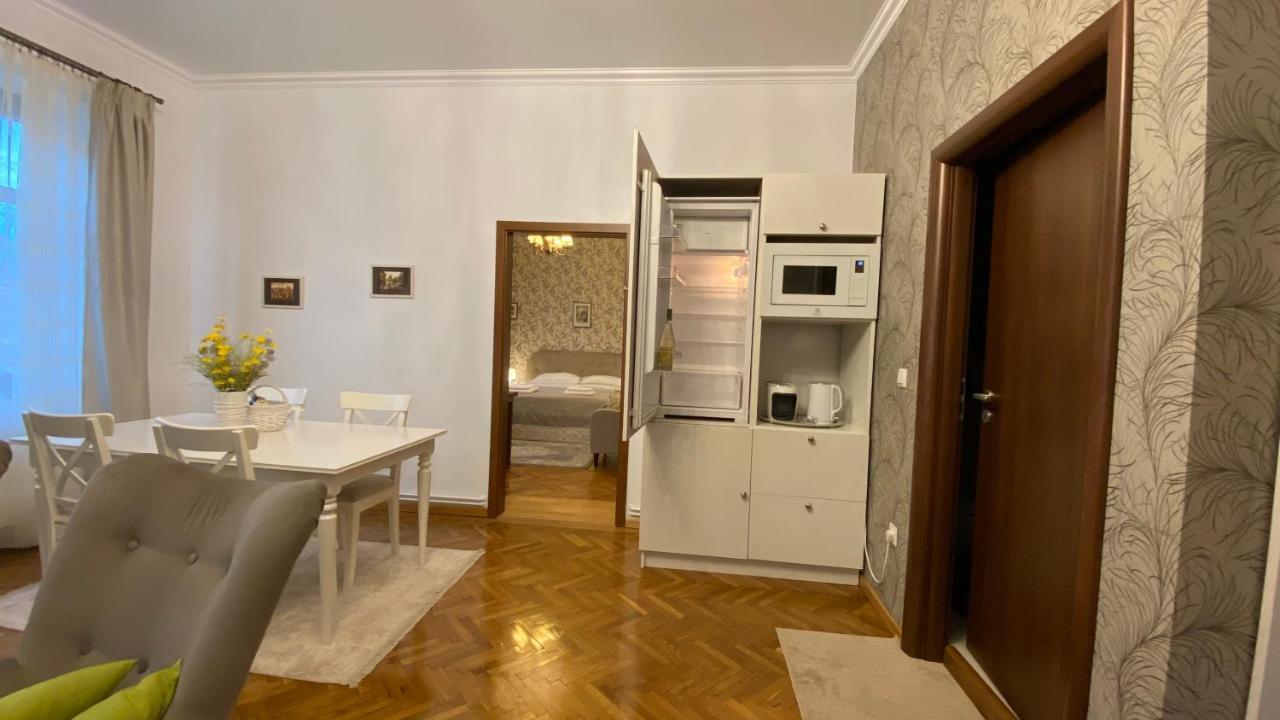 Old Town Apartment Ana Sibiu Esterno foto