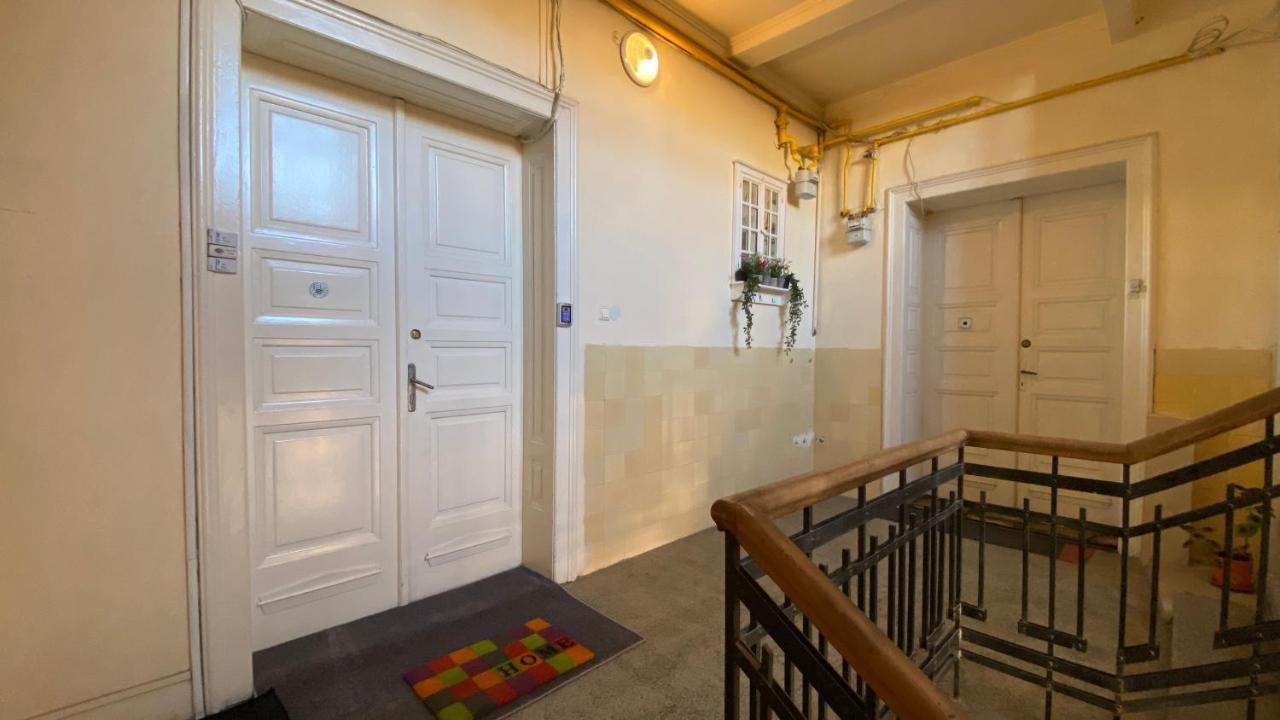 Old Town Apartment Ana Sibiu Esterno foto
