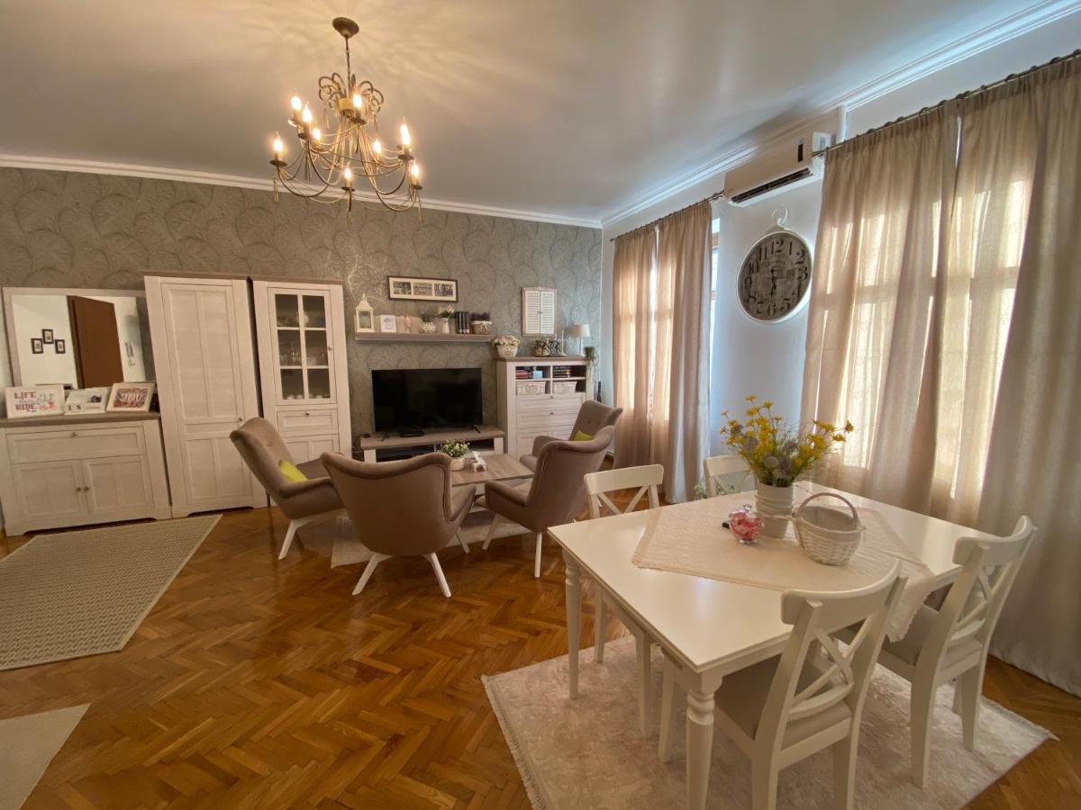 Old Town Apartment Ana Sibiu Esterno foto